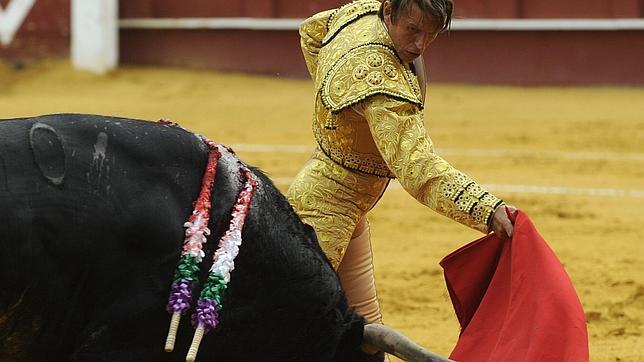 Ventura El Cordobés y El Fandi salen a hombros en Huércal Overa