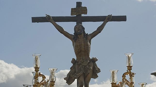 Las Im Genes De Triana En El Via Crucis De La Fe Ir N Juntas Hasta La