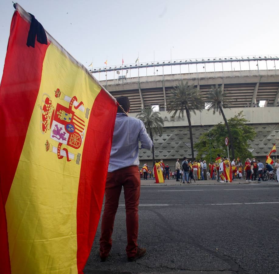 Protesta En Sevilla Contra El Presidente Pedro S Nchez En Im Genes