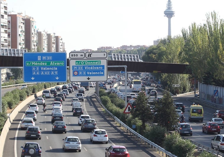 Vehículos circulando por la M-30