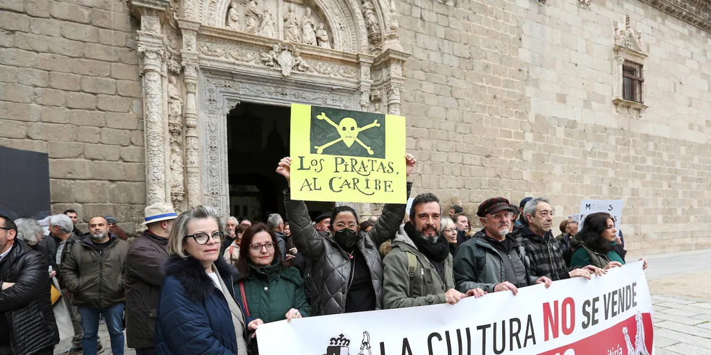 Protesta Contra La Privatizaci N Del Legado De Alberto S Nchez Tras