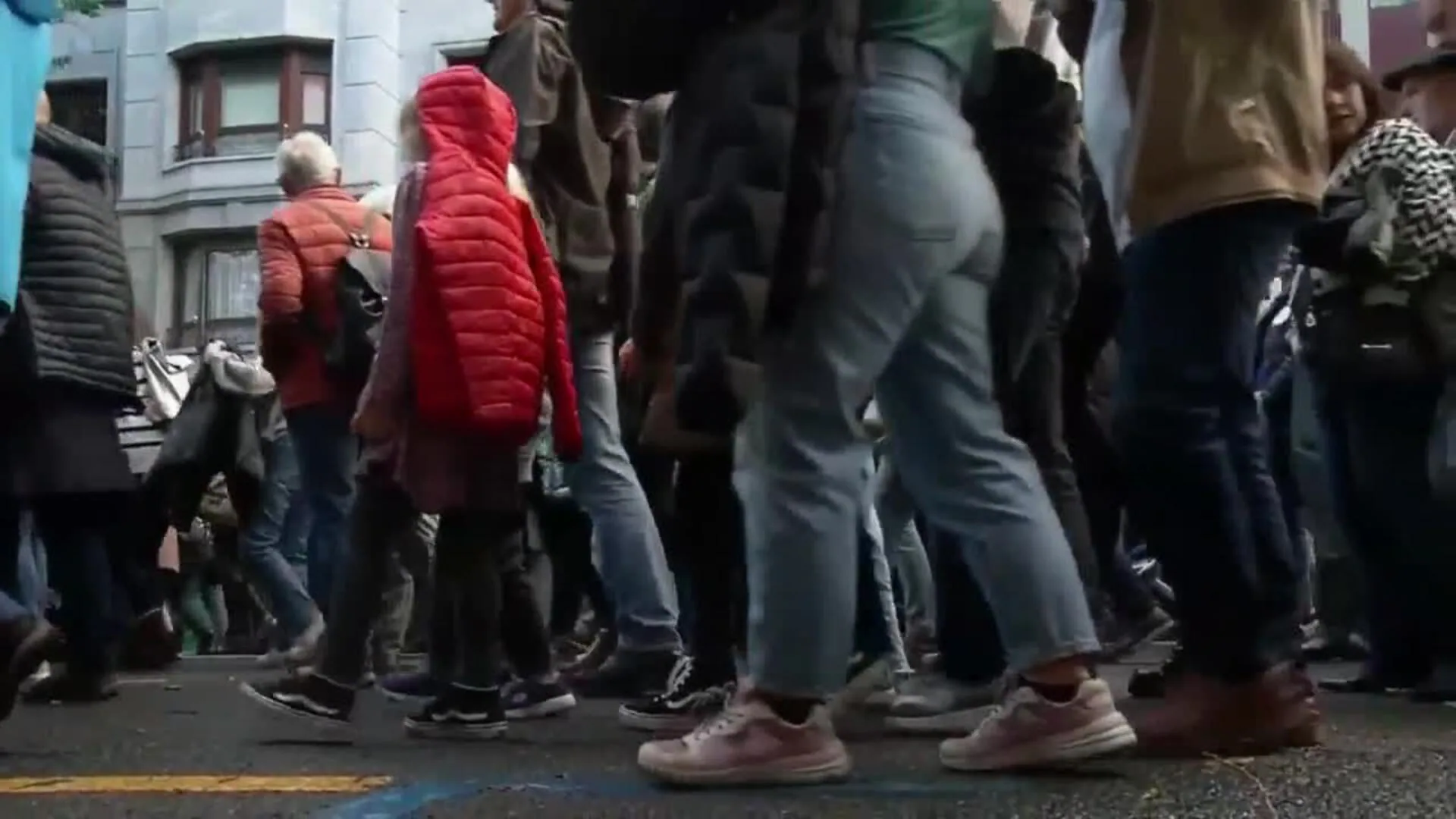 Miles De Personas Se Manifiestan En Bilbao Contra Las Sentencias Sobre