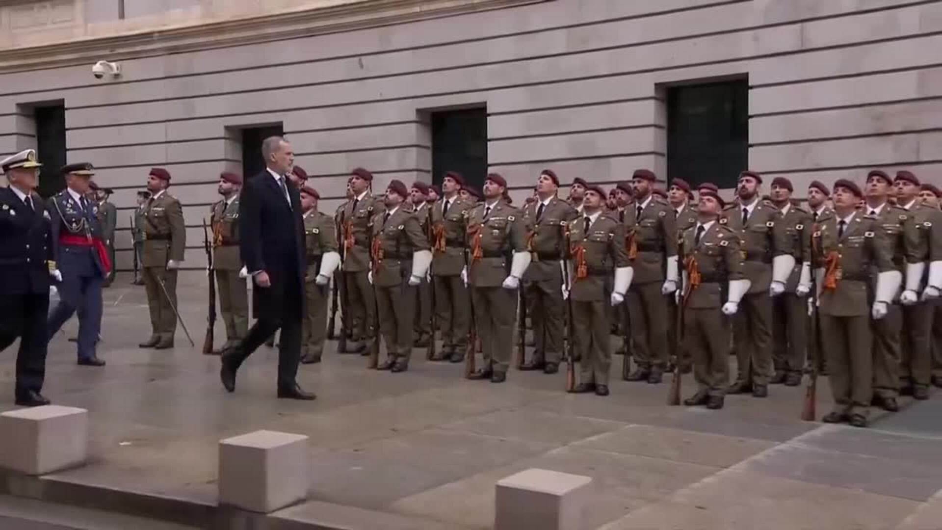 Los Reyes Y La Princesa Leonor Acuden Al Congreso Para Presidir La