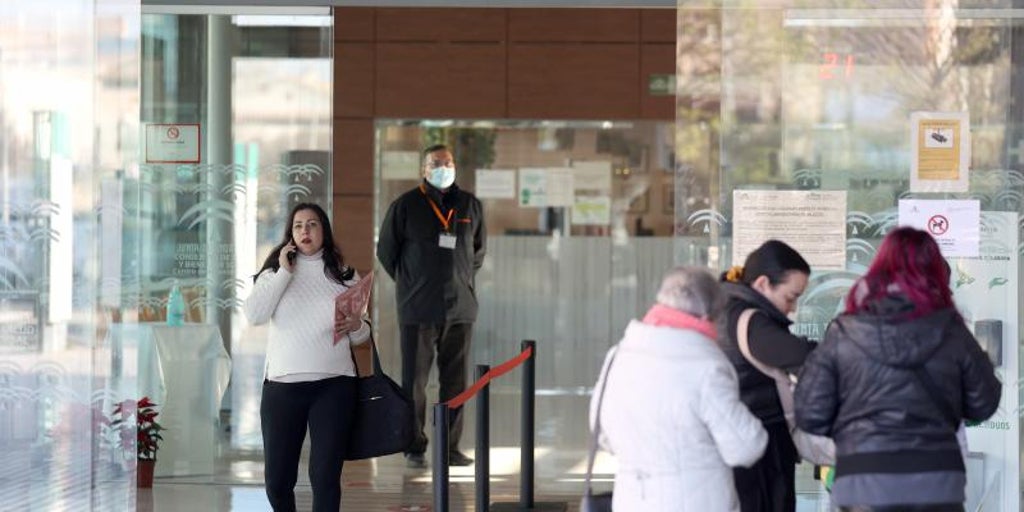 Sanidad se reúne con las comunidades autónomas este lunes para