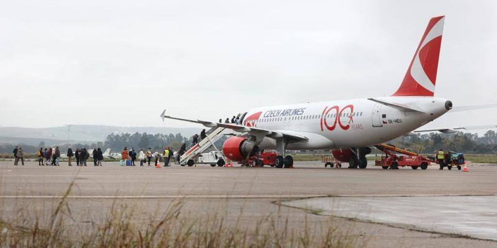 Cu Ndo Ser N Los Pr Ximos Vuelos Ch Rter Desde El Aeropuerto De C Rdoba