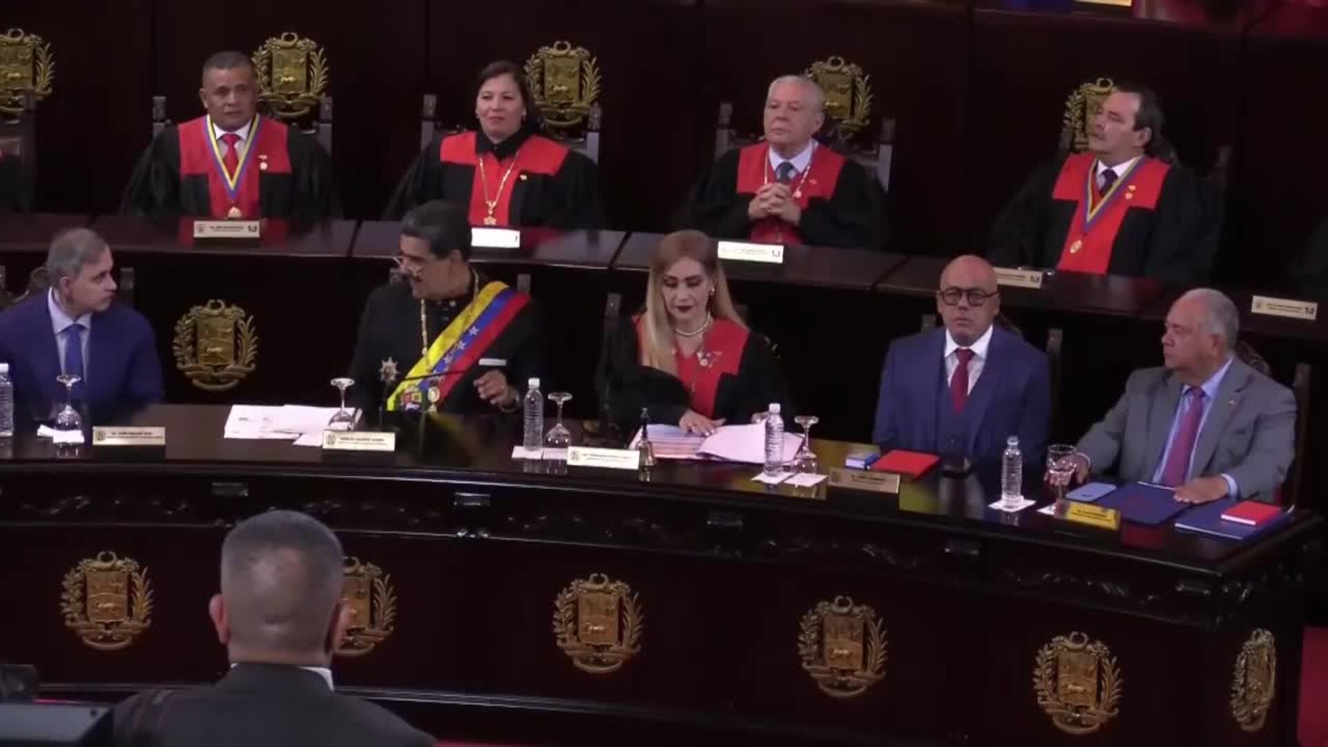 Nicolás Maduro llama a la Fuerza Armada a estar alertas y preparados