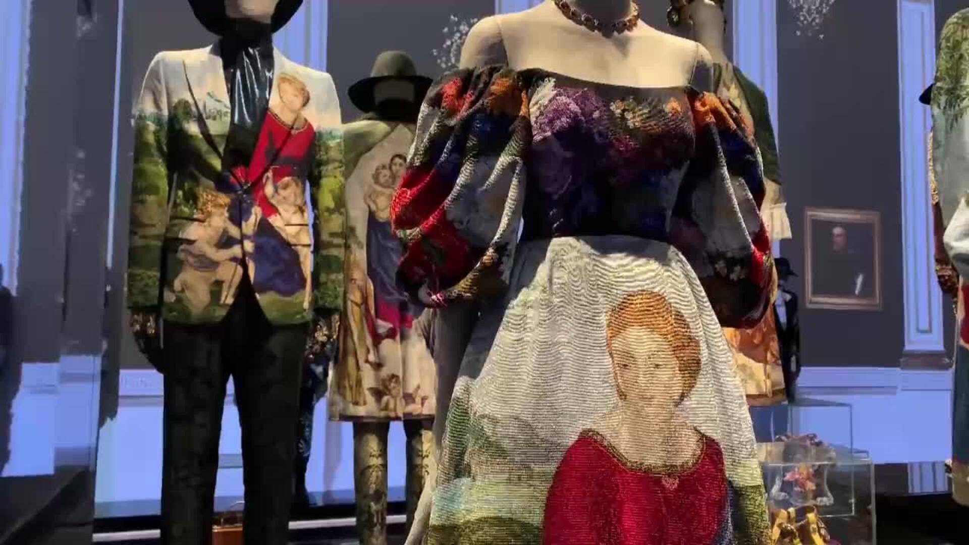 Primera exposición exclusiva dedicada a Dolce Gabbana en París