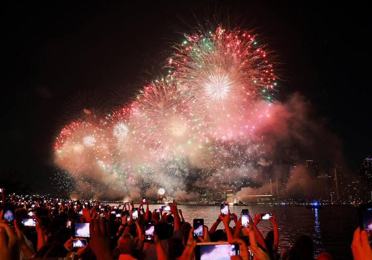 Un Muerto Y Cuatro Heridos Por Un Accidente Con Los Fuegos Artificiales