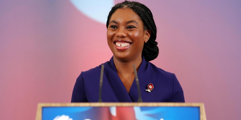 Kemi Badenoch nueva líder tory la mujer que sería capaz de cruzar