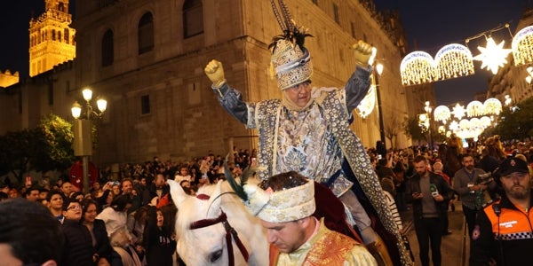 El Heraldo Real recorre las calles Los Reyes Magos ya están muy cerca