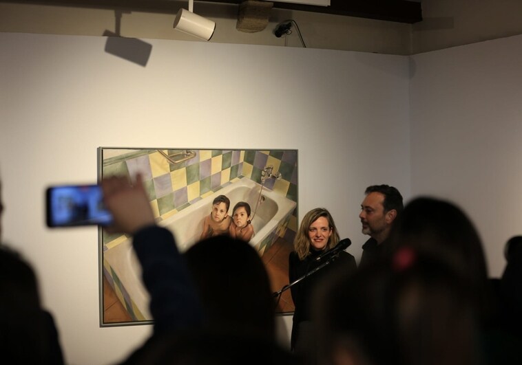 Fernando Devesa inaugura su exposición 'La verdad sea pintada'