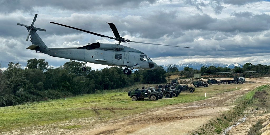 El Grupo De Combate Expedicionario Que Parti De Rota Realiza