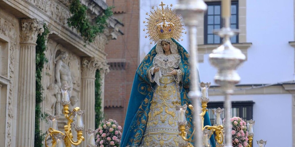 Provincia Jerez Rinde Homenaje A La Virgen Con Im Genes En La Calle