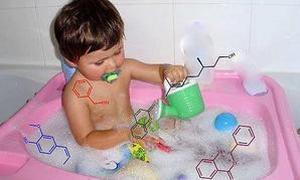 Detectan quince fragancias alergénicas en las aguas de baño de los bebés
