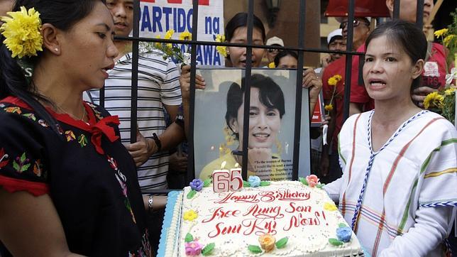 El amargo cumpleaños de Aung San Suu Kyi