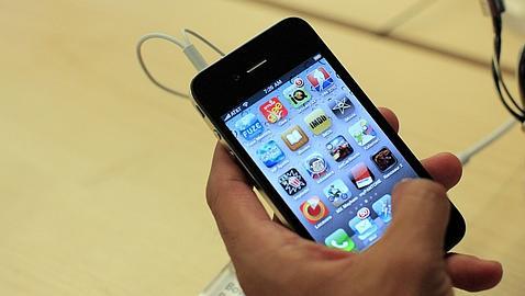 Demandan a Apple por los fallos del iPhone 4