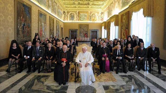 Benedicto XVI recibe en Roma a las principales empresas españolas