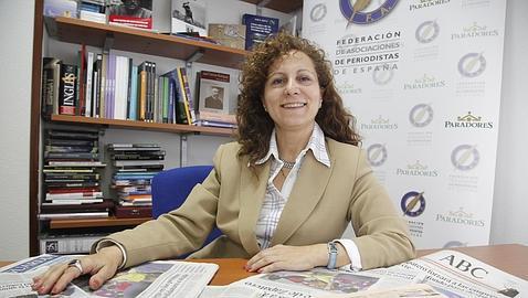 Elsa González: «Los medios estiran a los becarios como chicle»