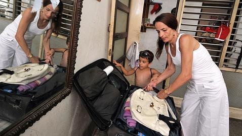 El primer grupo de presos políticos cubanos liberados llega mañana a España