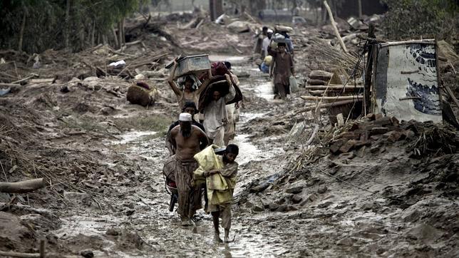 Riesgo de epidemias tras las peores inundaciones en la historia de Pakistán