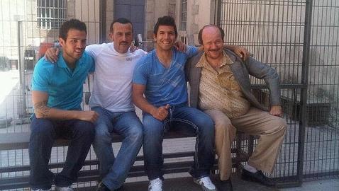 El Kun Agüero y Fábregas, en el rodaje de «Torrente 4»