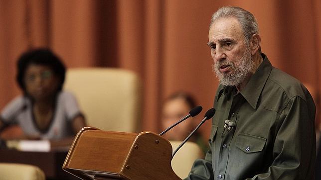 Fidel Castro vuelve a la Asamblea Nacional