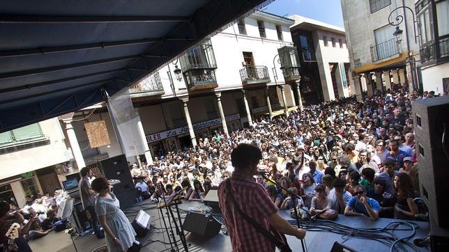 De invasión festivalera