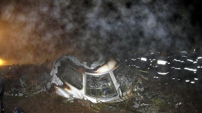 Mueren 43 personas tras salirse de la pista de aterrizaje un avión en China