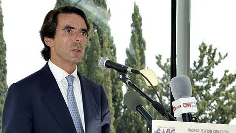 Aznar ganó en 2009 171.000 euros como consejero de Rupert Murdoch