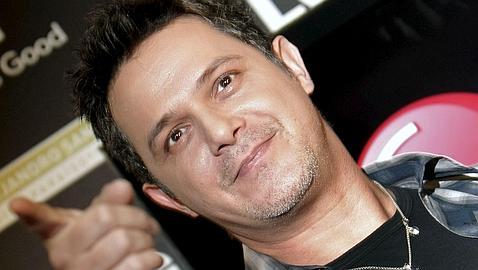 Alejandro Sanz pide permiso a Chávez para actuar en Venezuela
