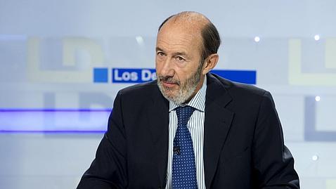 Rubalcaba admite que la izquierda abertzale tendrá una presencia política «inevitable»