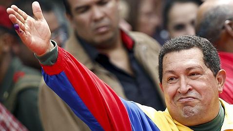 El Twitter de Chávez echa humo
