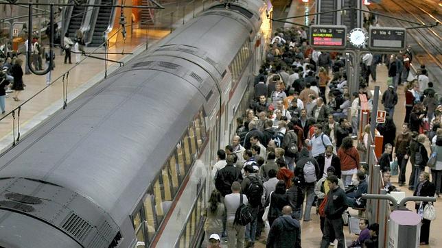 Setenta autobuses de la EMT han resultado dañados por piquetes
