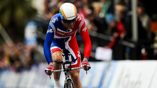 David Millar: «Han lanzado a Contador a los tiburones»