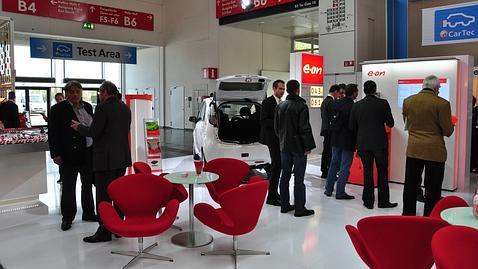 E.ON presenta nuevas estaciones de recarga para vehículos eléctricos en la feria eCarTech de Munich