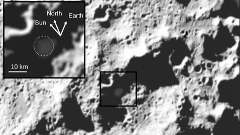 Descubren agua y plata en el cráter lunar donde chocó una nave de la NASA