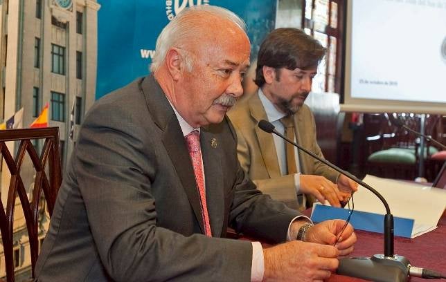 El Gobierno cede y financiará los trenes de Tenerife y Gran Canaria