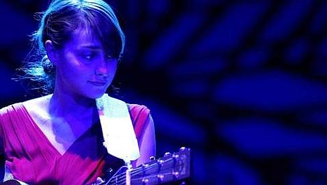 Elvis y Russian Red, romance inesperado