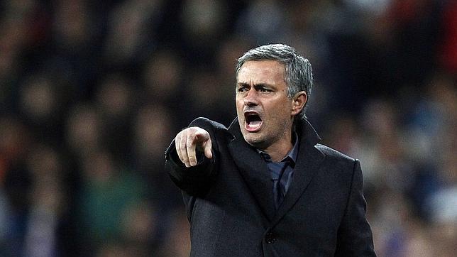 Mourinho, dos partidos de sanción