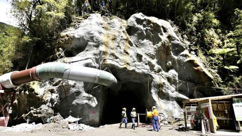 Atrapados 27 mineros tras una explosión en Nueva Zelanda