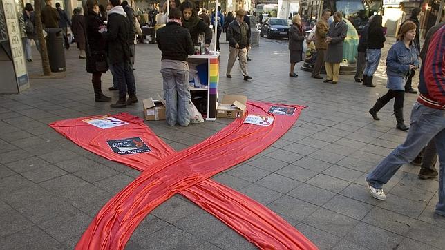 La toma diaria de antirretrovirales reduce el contagio de VIH entre gays
