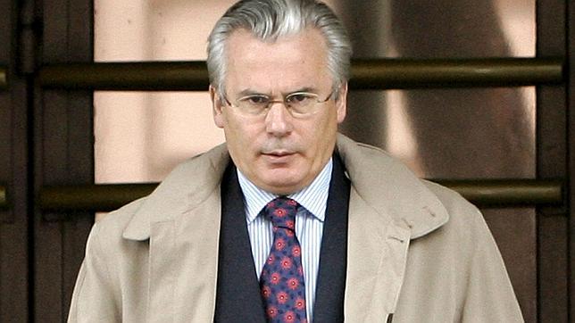 Garzón recusa a cinco de los magistrados que le juzgarán por causa del franquismo