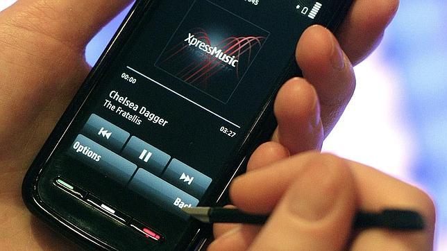 Nokia estudia lanzar «smartphones» con Windows Phone 7