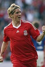 Iniesta, rey del deporte español en internet