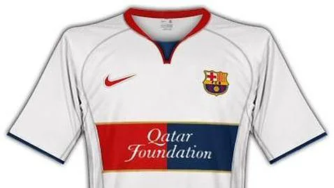 La estrambótica camiseta para el 125 aniversario del Barça que asusta a sus  aficionados