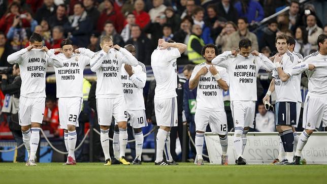 Los jugadores del Real Madrid lanzan un mensaje de apoyo a Higuaín