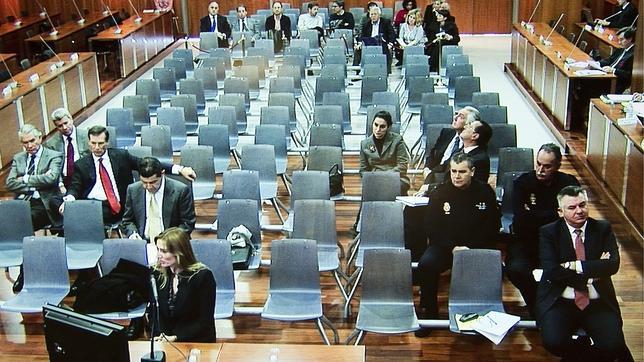 Roca tenía «autoridad suficiente» para impartir órdenes en varias áreas del Ayuntamiento