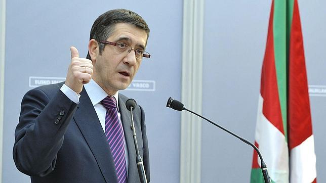 Batasuna cita al PSE para negociar este mes su legalización