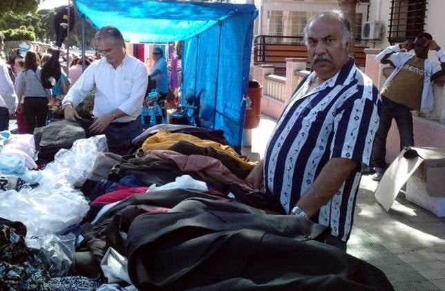 Gitanos y parados de La Laguna esperan el «sí» municipal para el mercadillo
