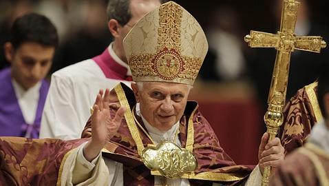 El Papa invita a los católicos a sumarse a las redes sociales